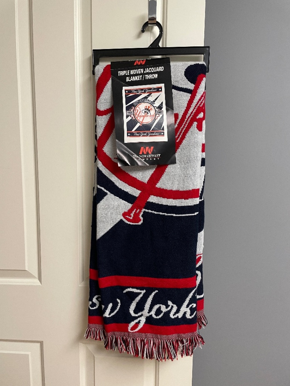 New York Yankees 100th Anniversary Blanket / Throw, NWT, 48” x 60”